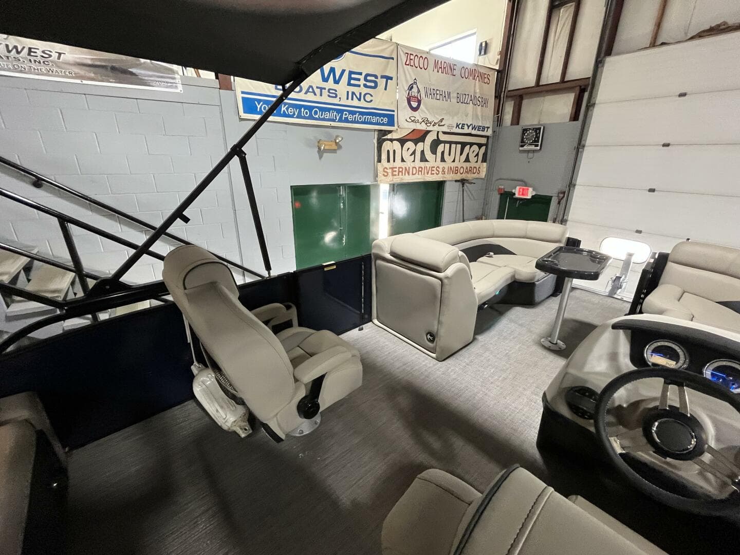 2021 Barletta Cabrio 22 Uc Tri-Toon — photo 13