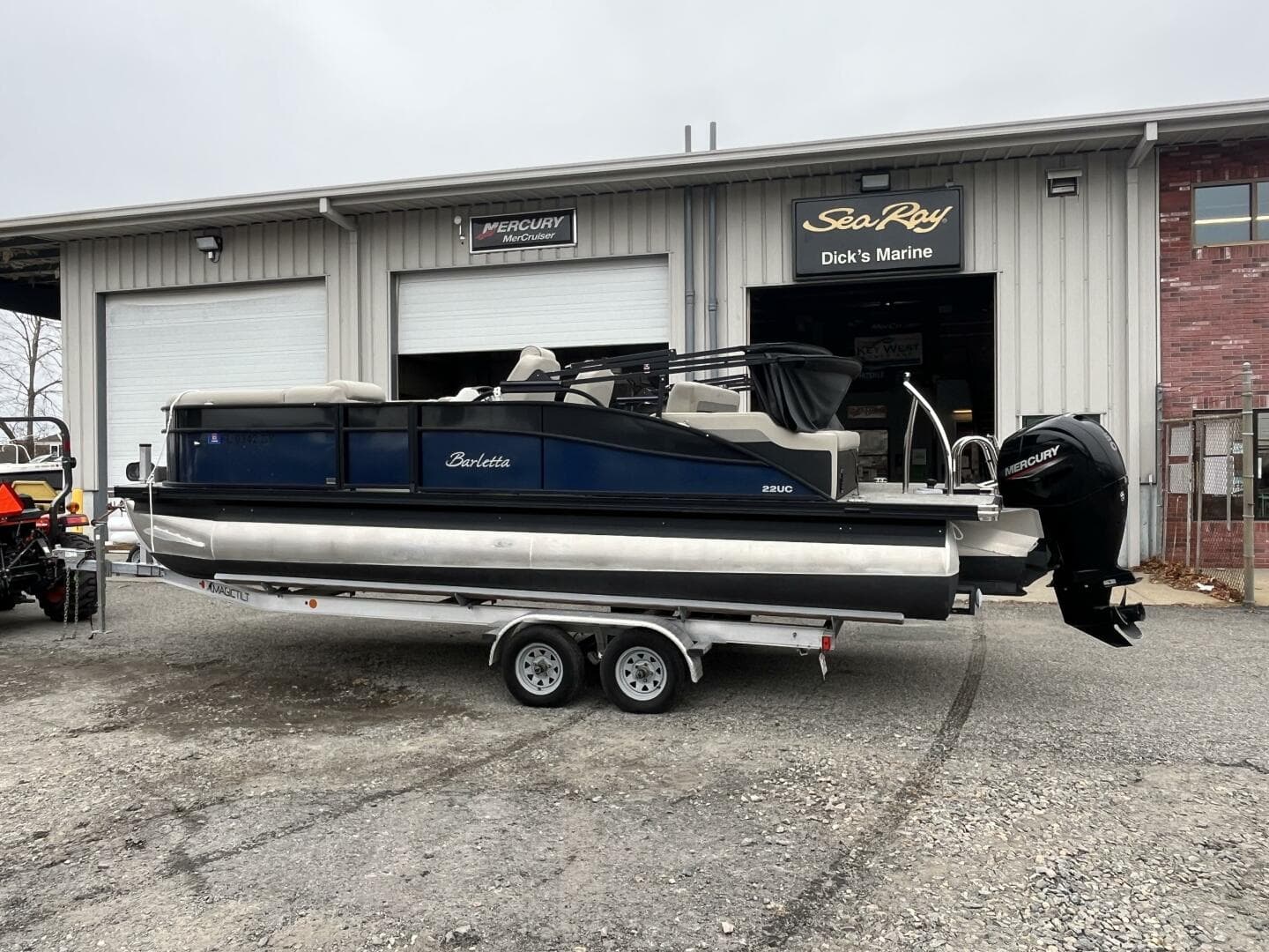 2021 Barletta Cabrio 22 Uc Tri-Toon — photo 2