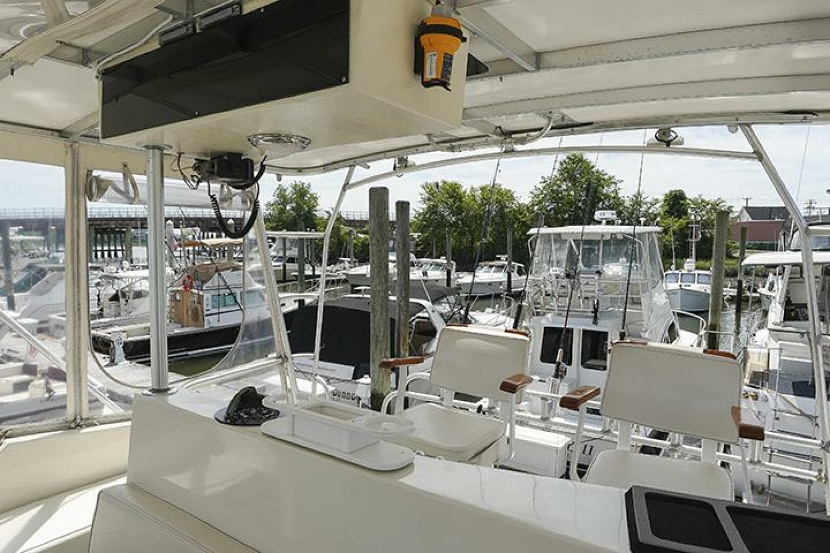 1987 Viking Palm Beach — photo 12