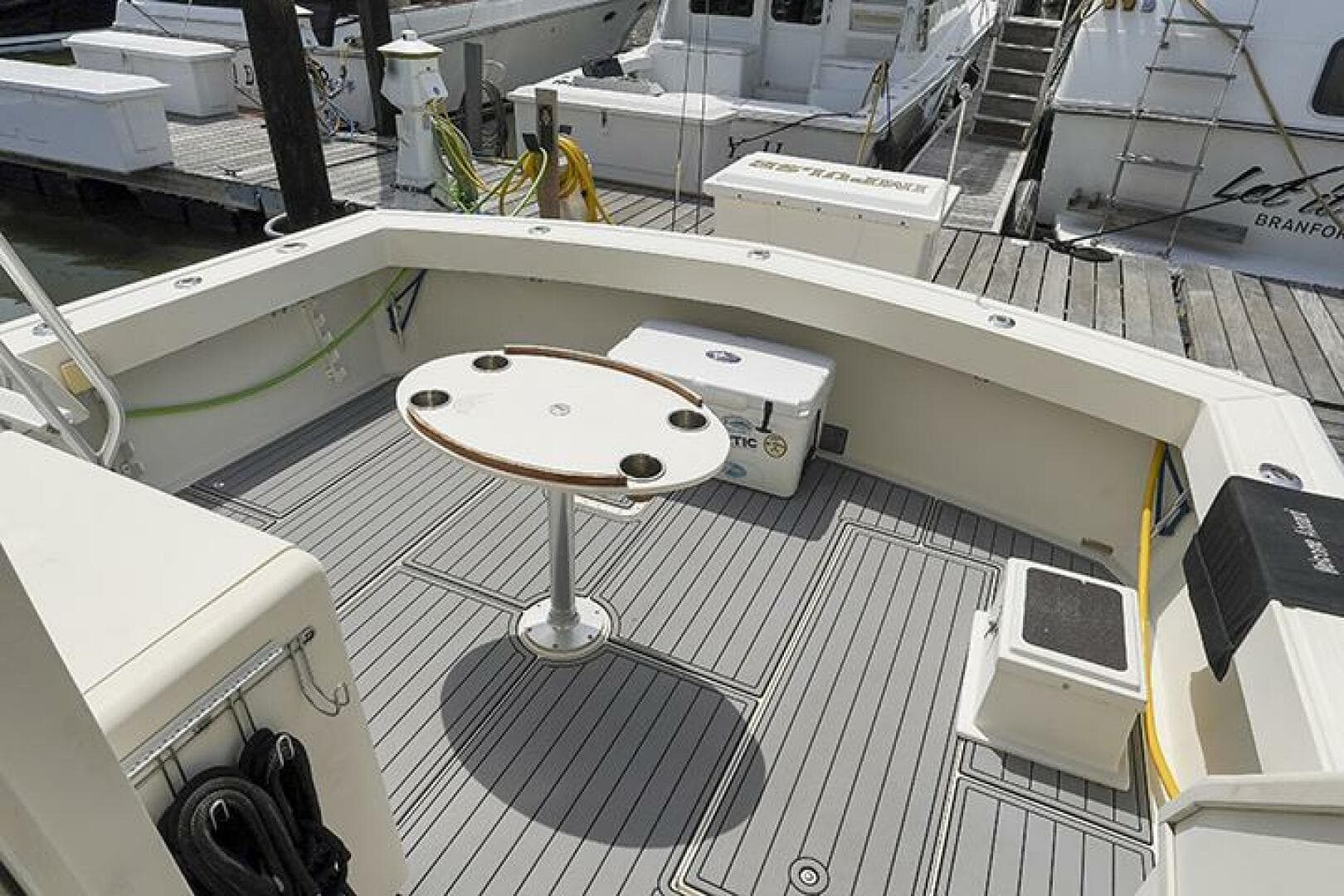 1987 Viking Palm Beach — photo 11