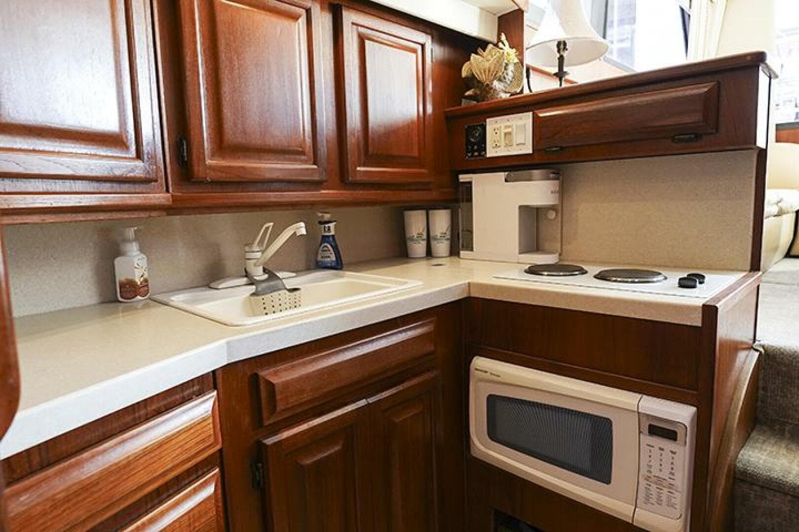 1987 Viking Palm Beach — photo 22