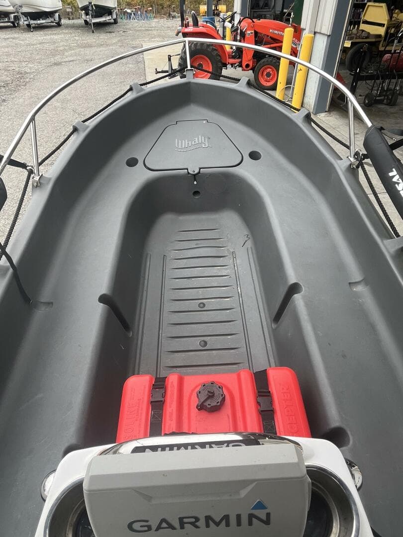 2021 Whaly 435R — photo 3