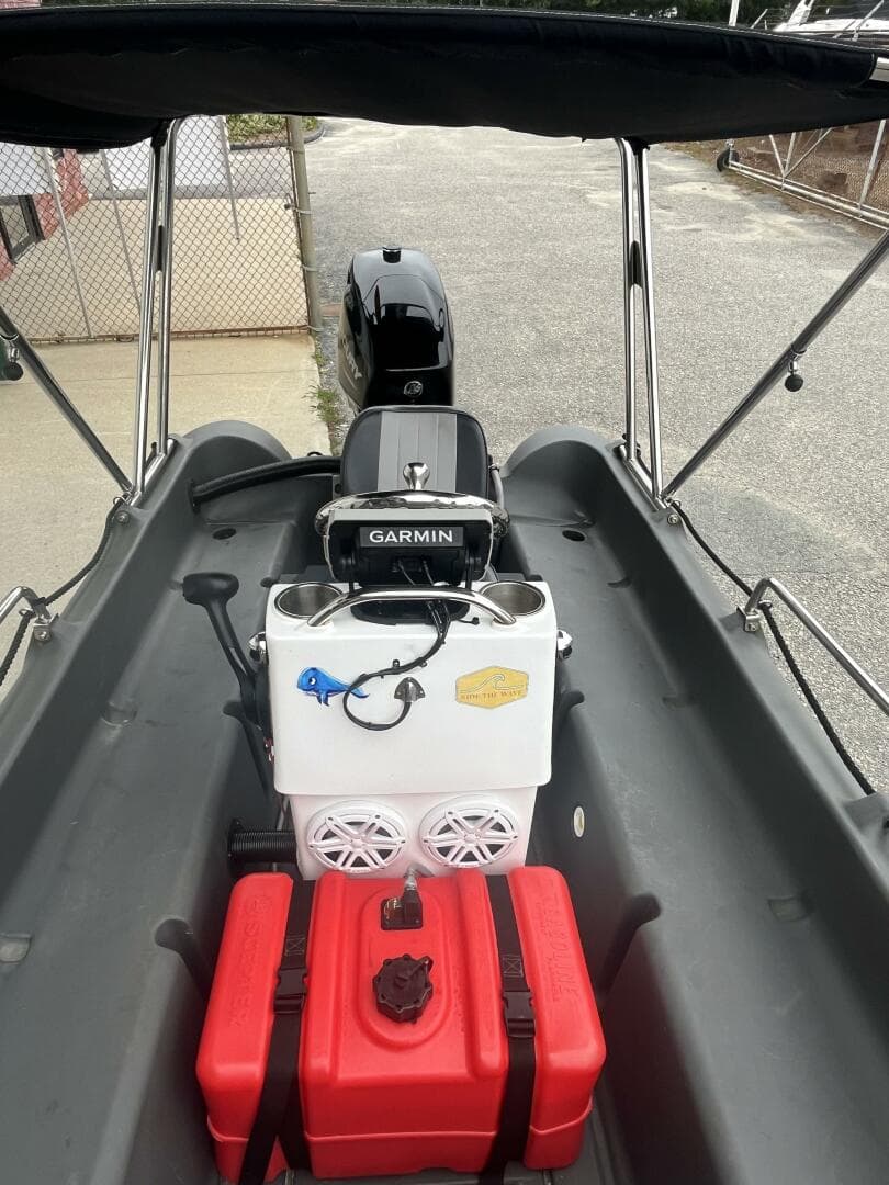 2021 Whaly 435R — photo 4