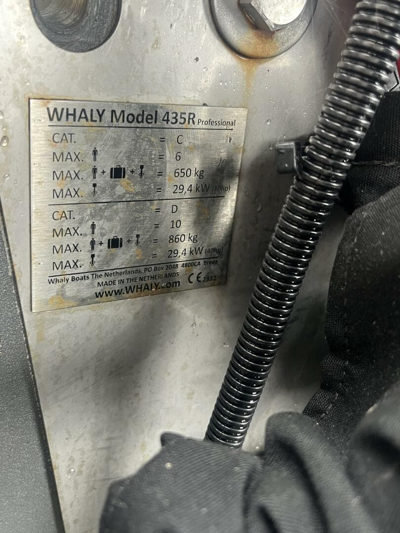 2021 Whaly 435R — photo 16