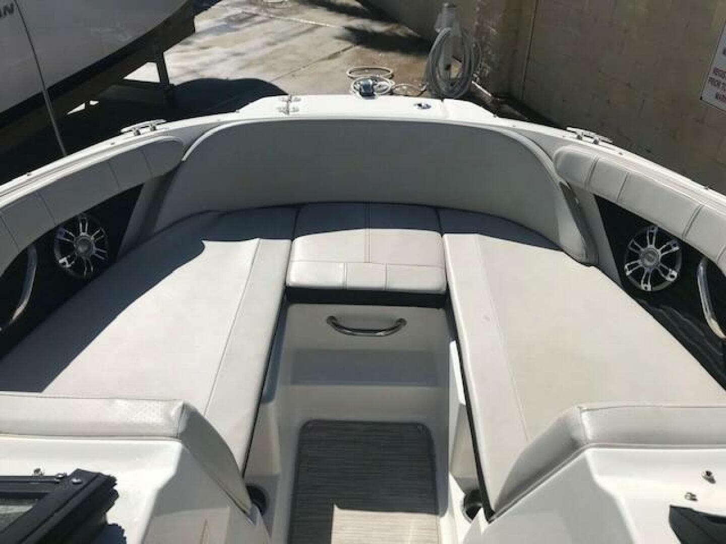 2022 Sea Ray Spx 190 OB — photo 16