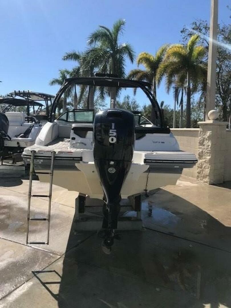 2022 Sea Ray Spx 190 OB — photo 11
