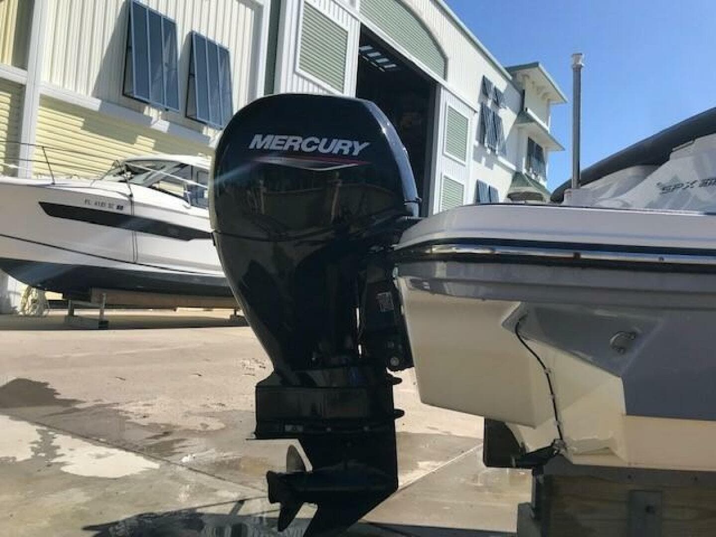 2022 Sea Ray Spx 190 OB — photo 12