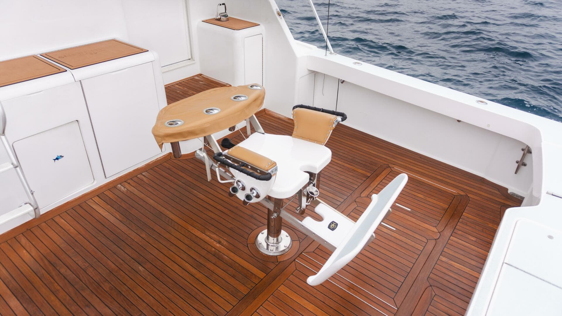 2000 Viking 55 Convertible — photo 16