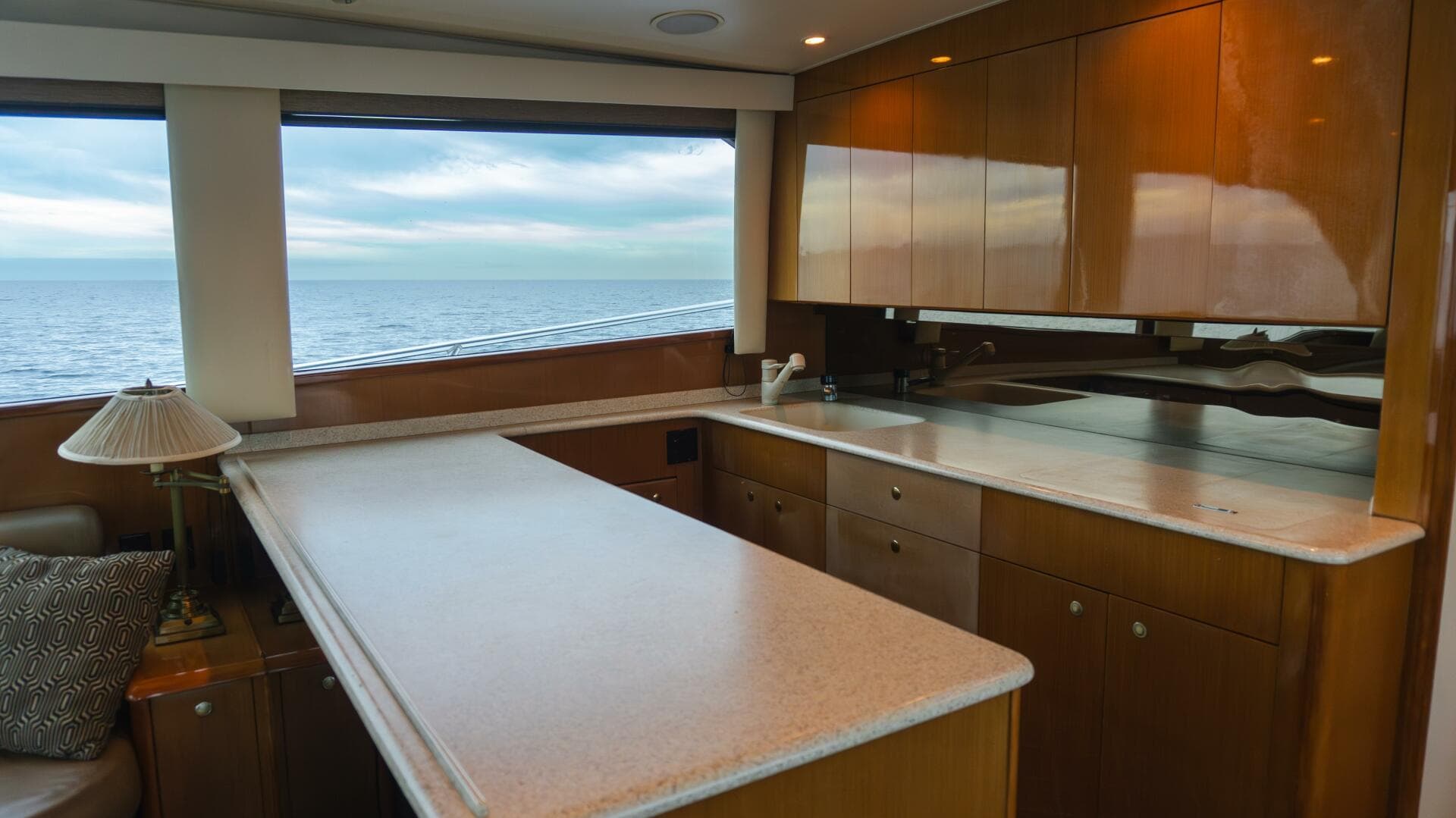 2000 Viking 55 Convertible — photo 10