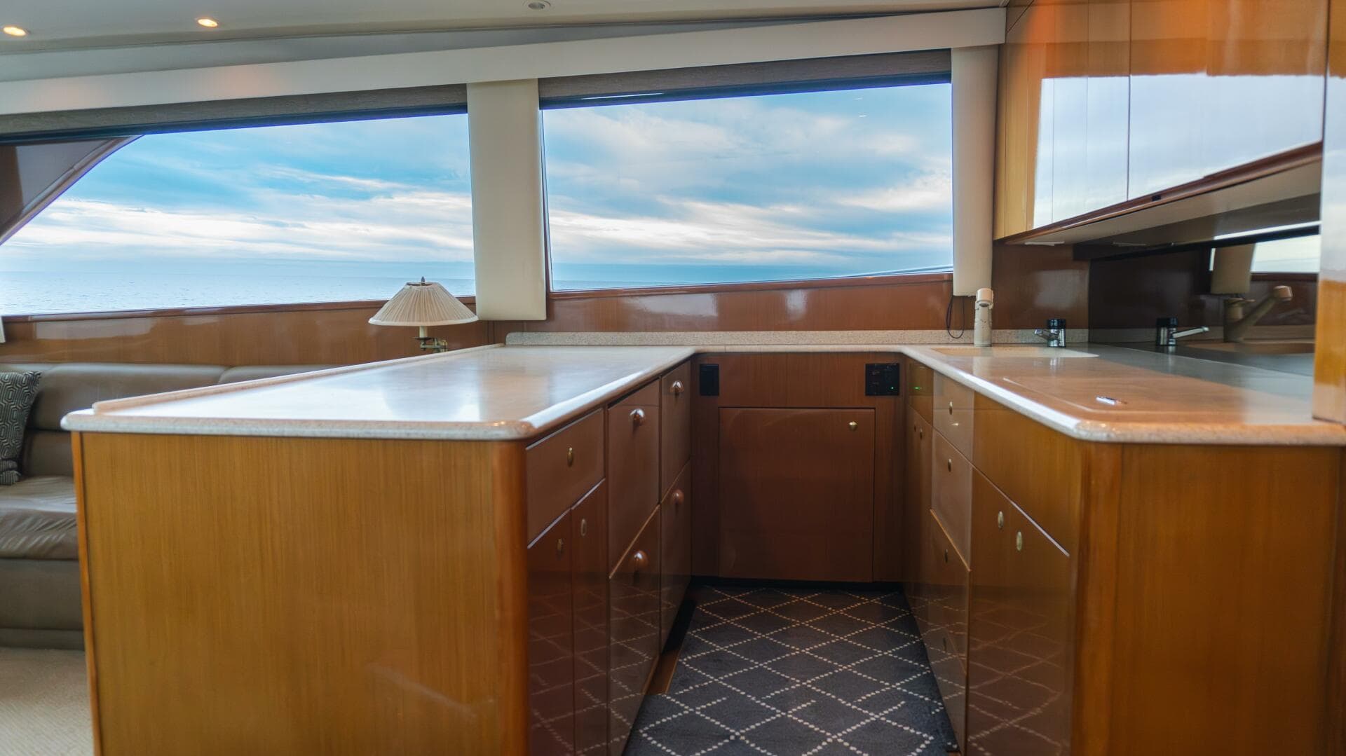 2000 Viking 55 Convertible — photo 11