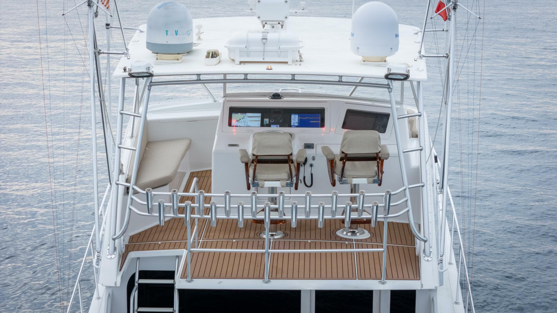 2000 Viking 55 Convertible — photo 26