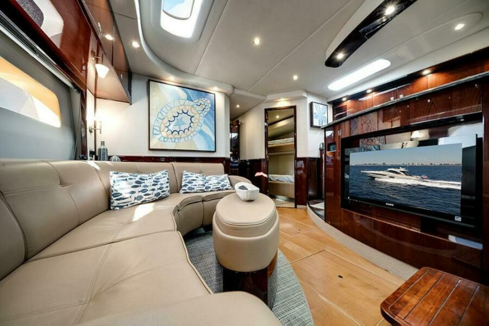 2012 Sea Ray 610 Sundancer — photo 28
