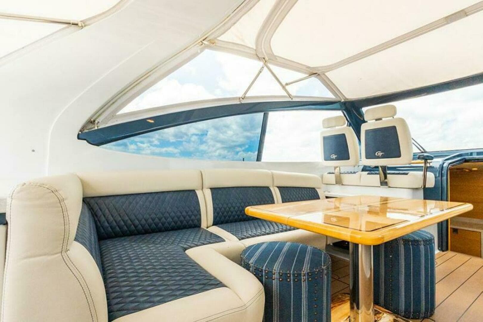 2019 Palm Beach Motor Yachts GT 50 — photo 27