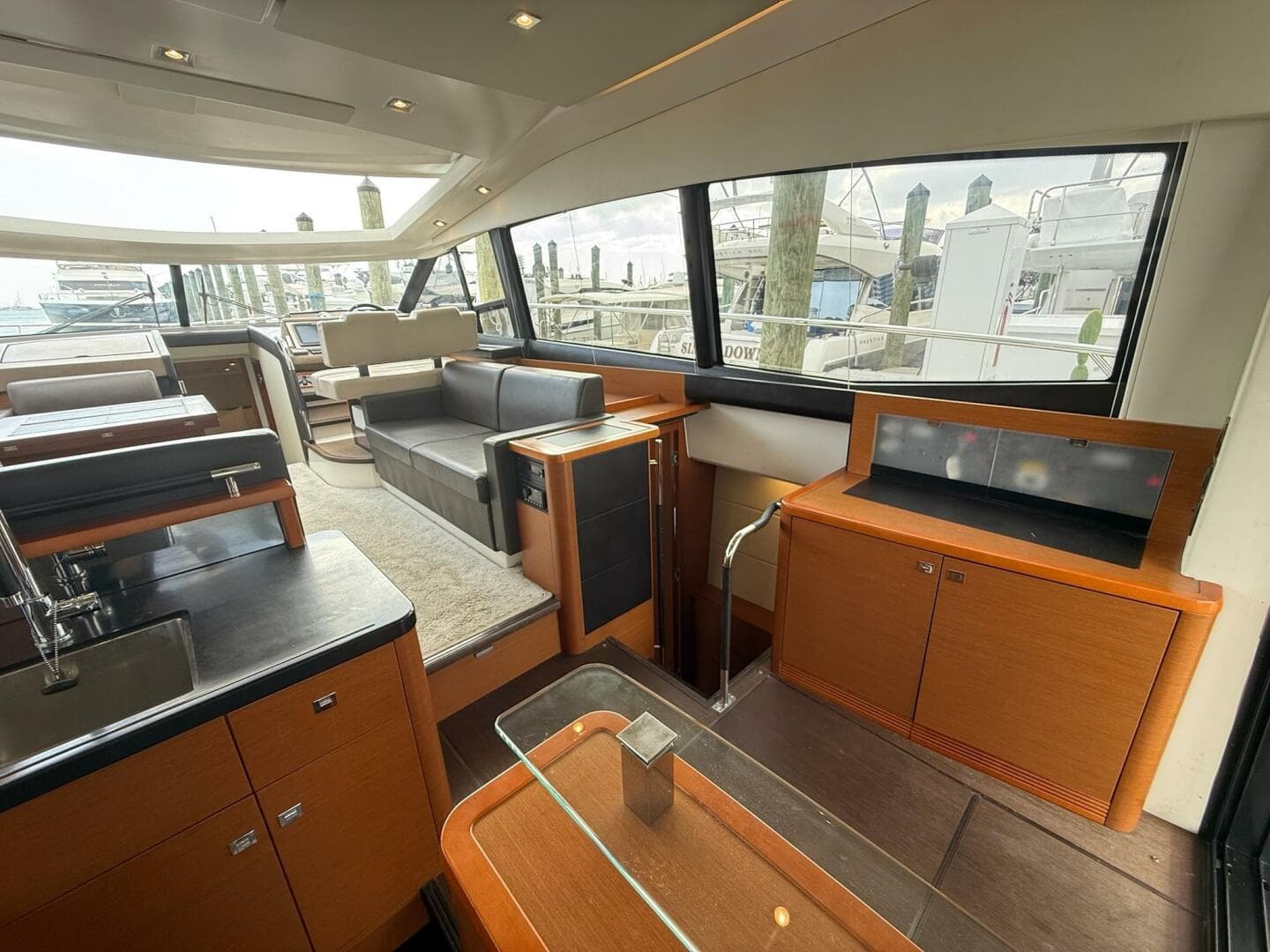 2017 Prestige 500S — photo 32