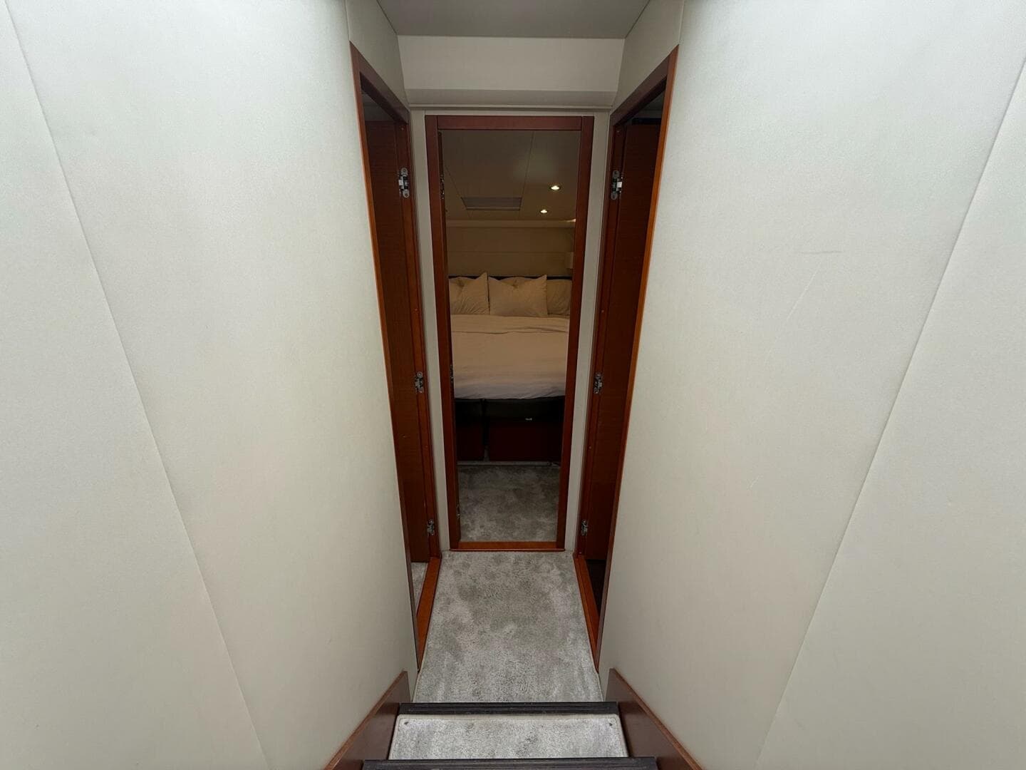 2017 Prestige 500S — photo 47