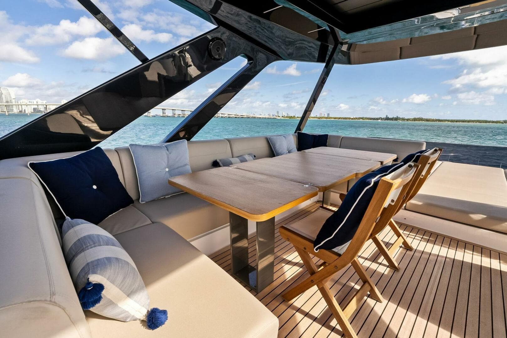 2024 Ferretti Yachts 720 — photo 40