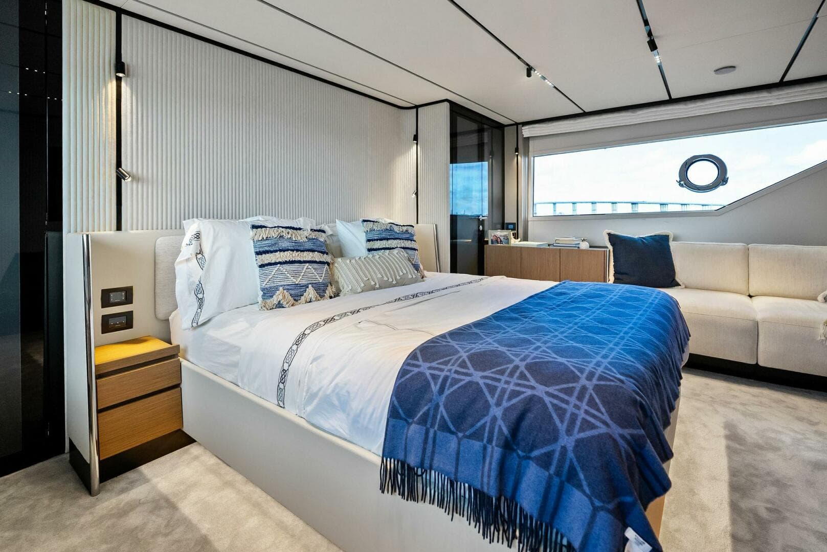 2024 Ferretti Yachts 720 — photo 84