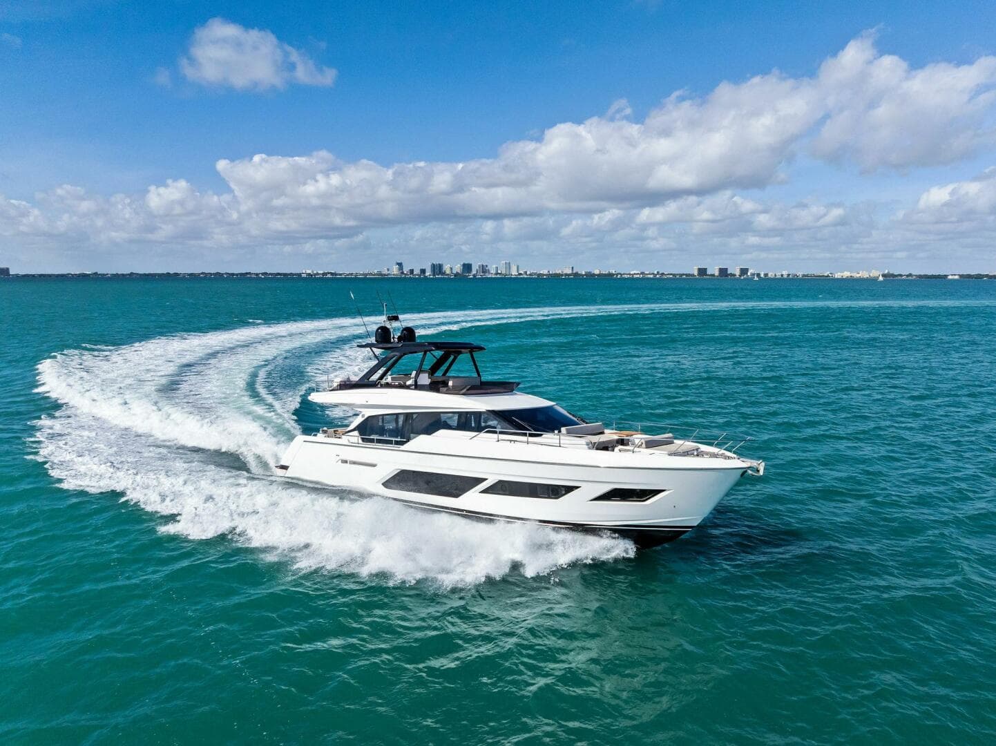 2024 Ferretti Yachts 720 — photo 9