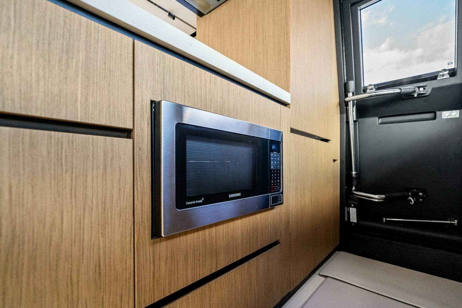 2024 Ferretti Yachts 720 — photo 60