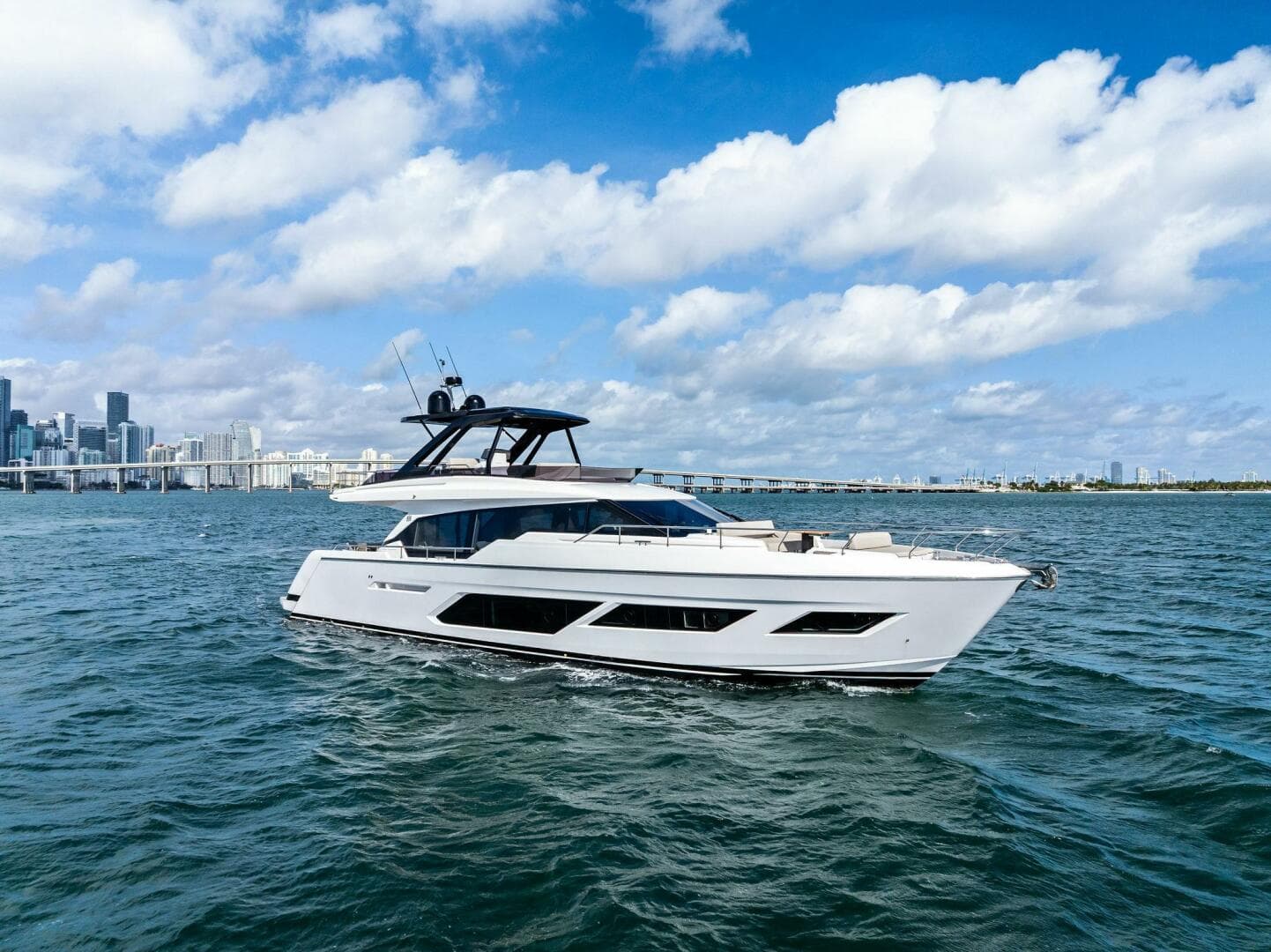 2024 Ferretti Yachts 720 — photo 4