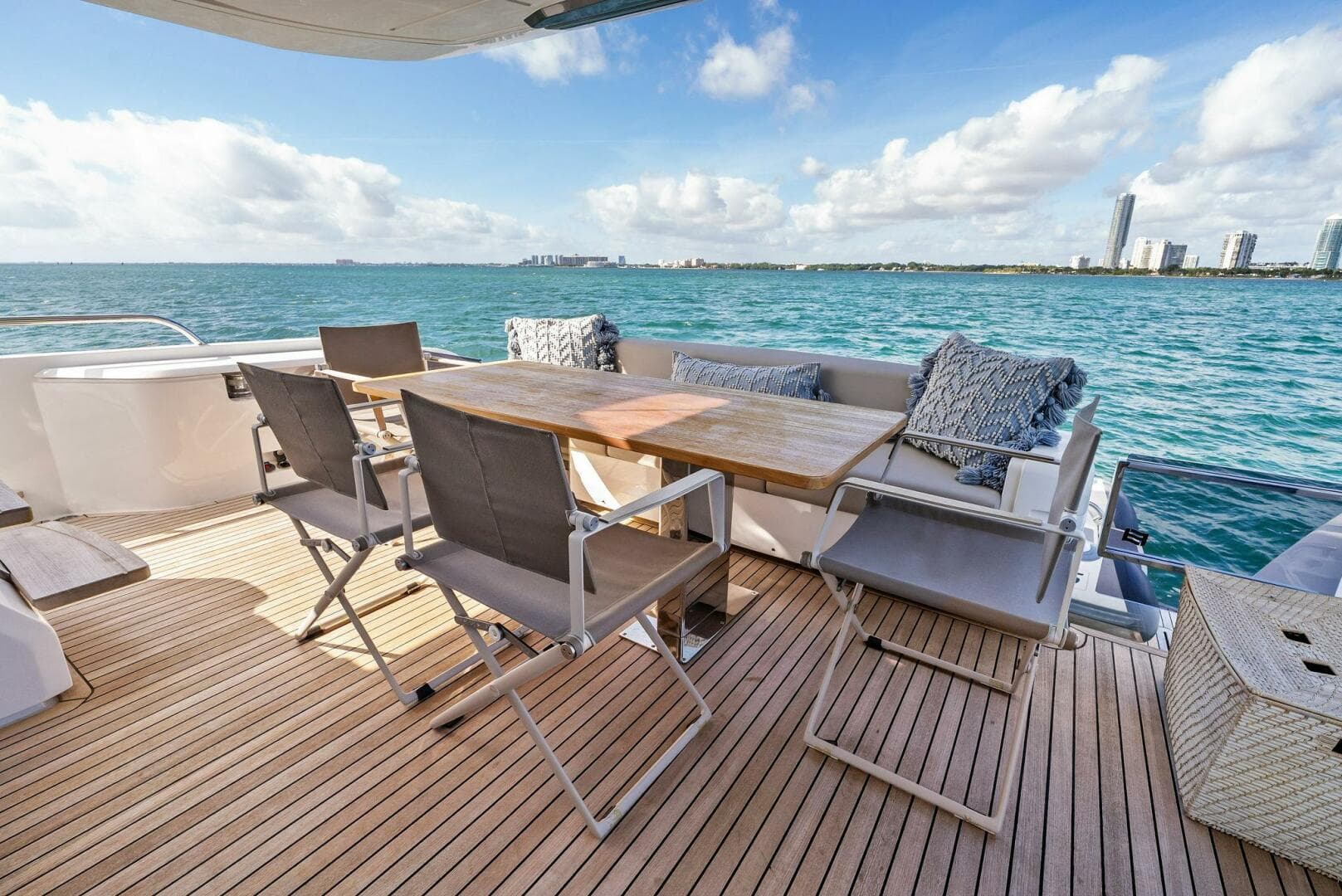 2024 Ferretti Yachts 720 — photo 34