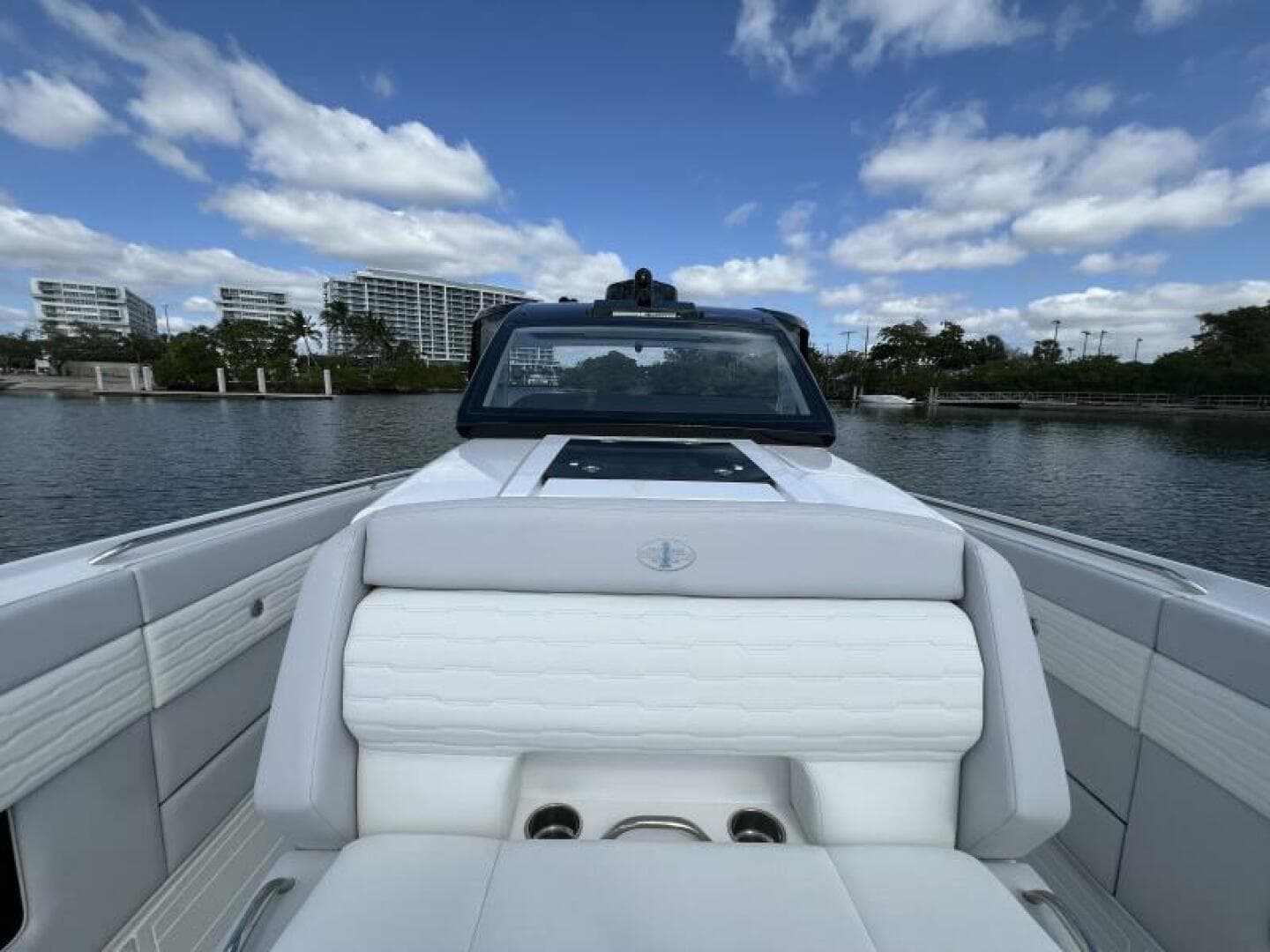 2025 Cigarette Nighthawk — photo 32