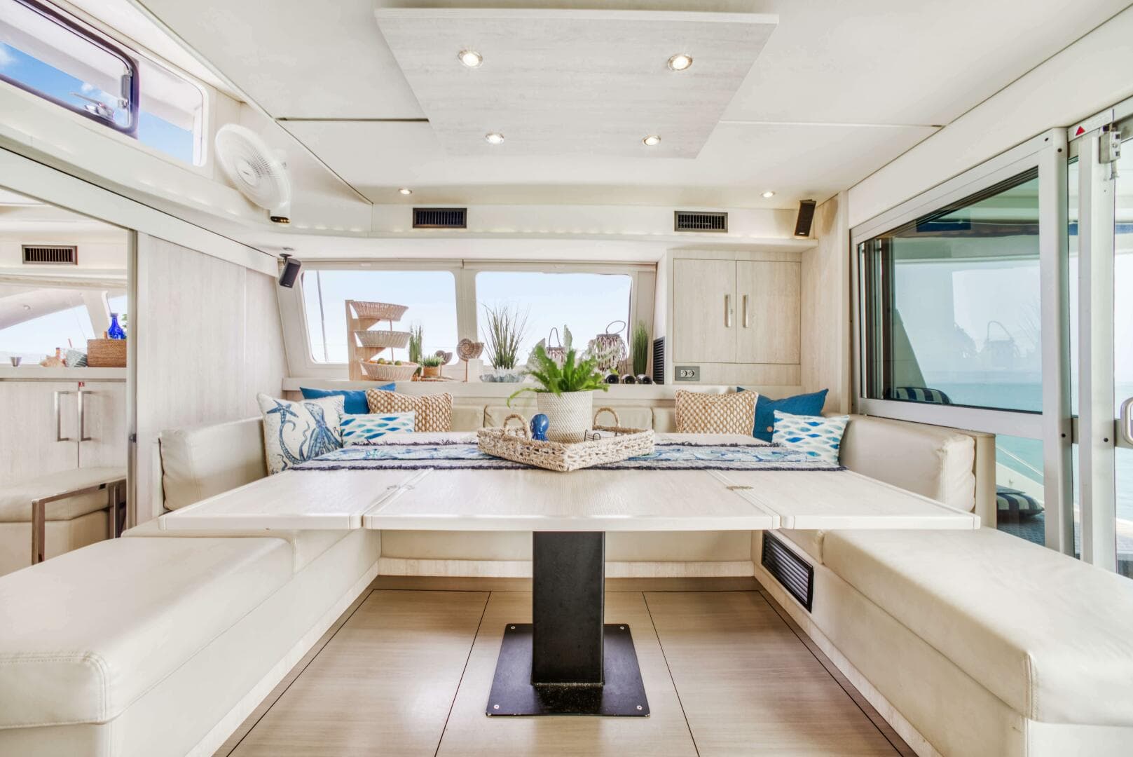 2016 Leopard 58 Catamaran — photo 57