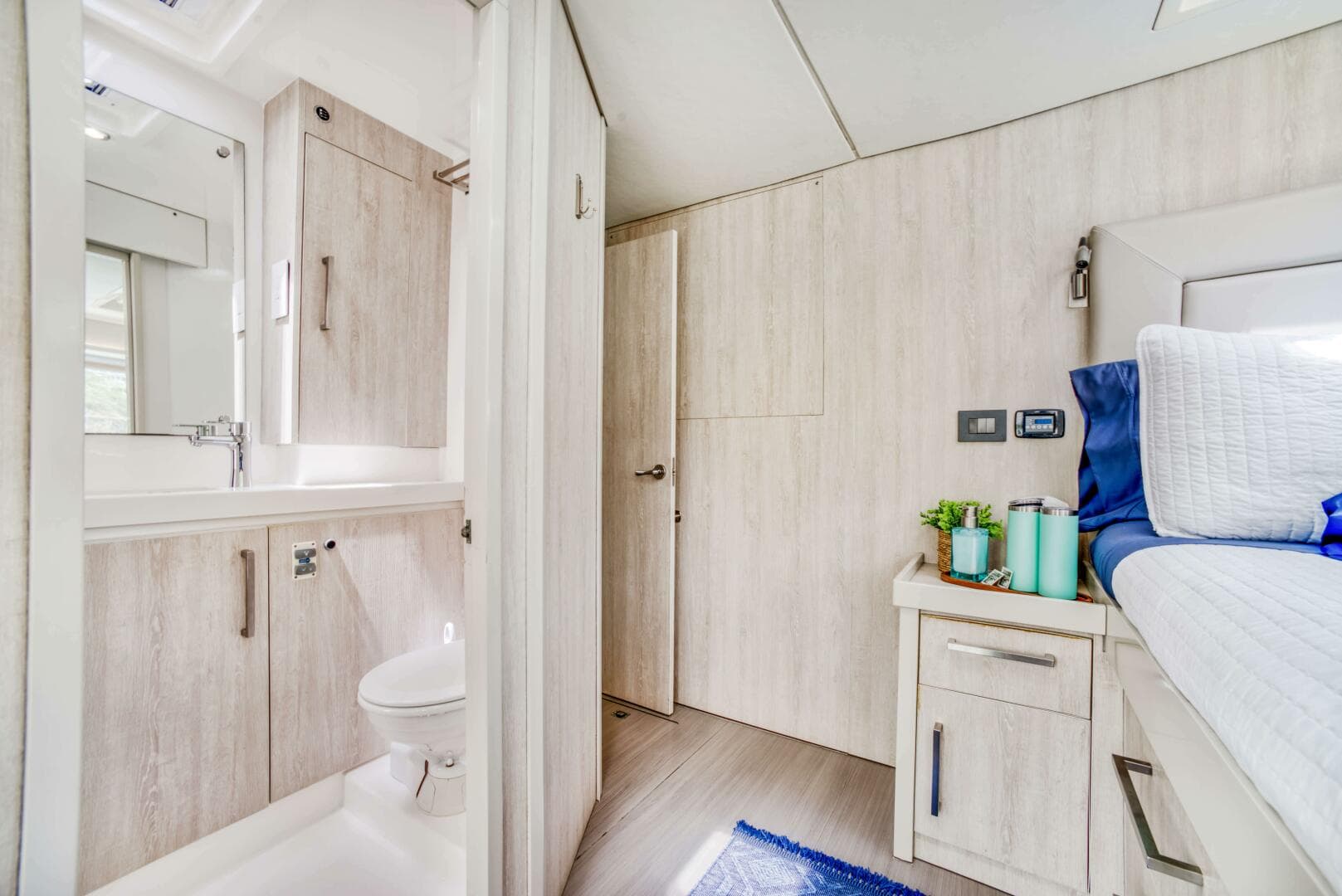 2016 Leopard 58 Catamaran — photo 40