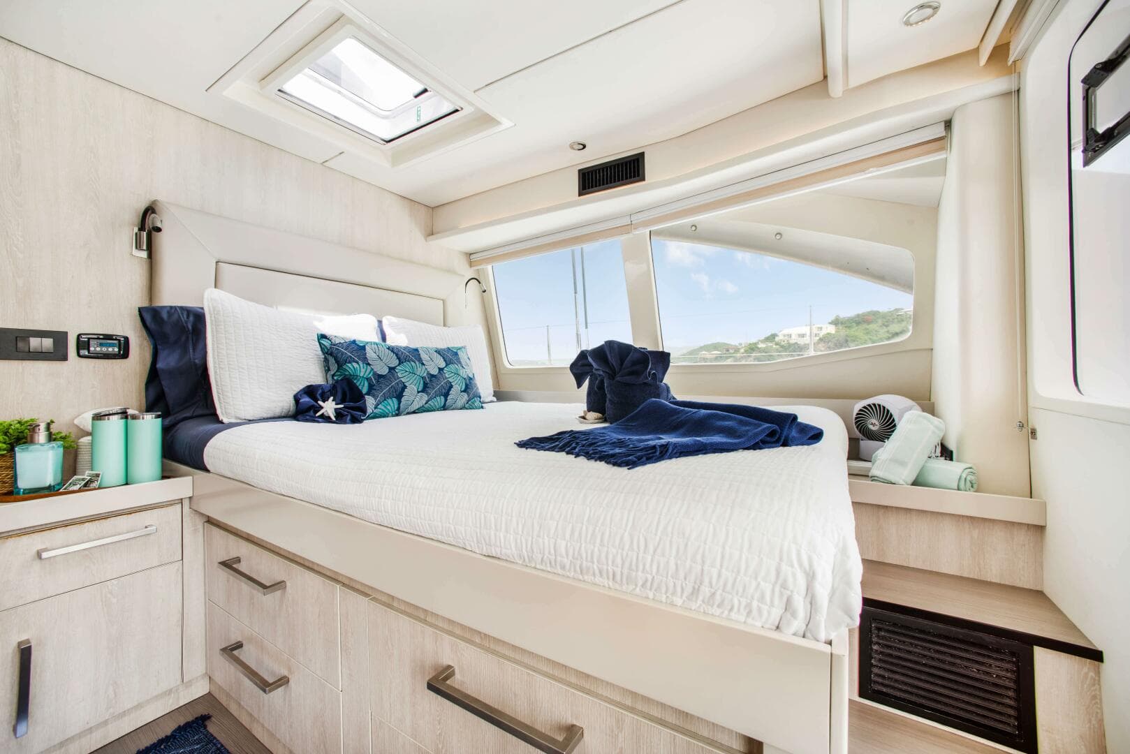 2016 Leopard 58 Catamaran — photo 39