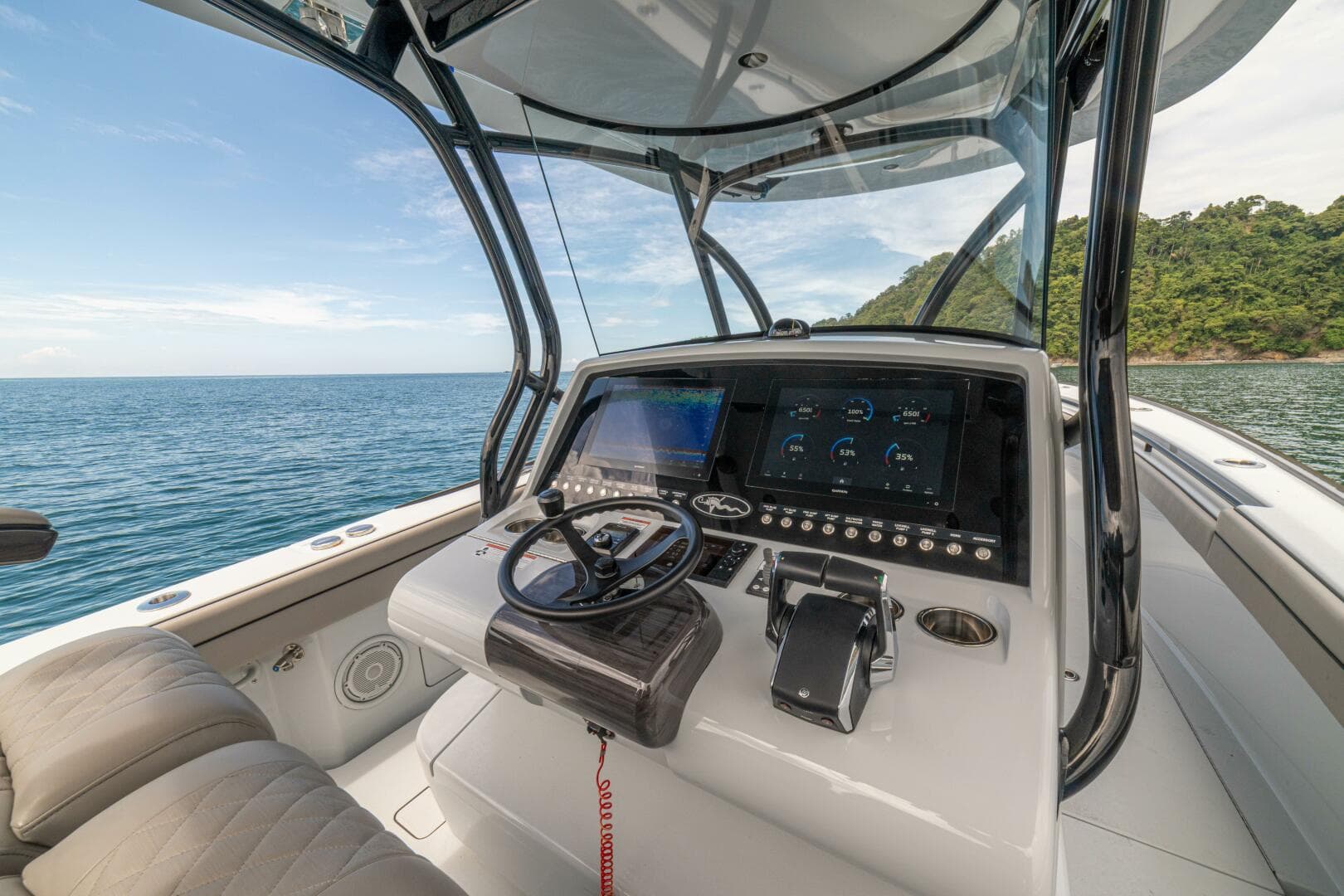 2024 Valhalla Boatworks V-33 — photo 12