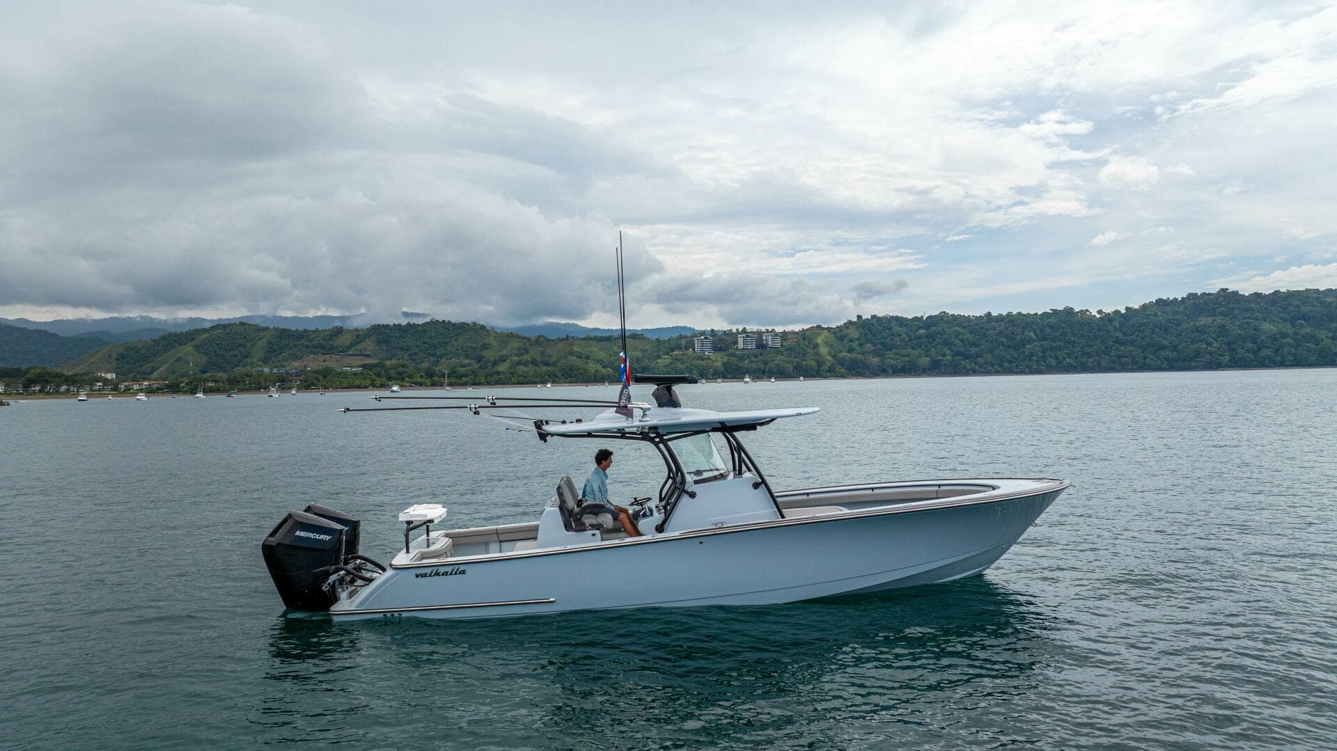 2024 Valhalla Boatworks V-33 — photo 36