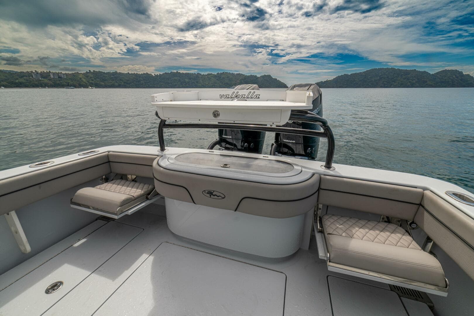 2024 Valhalla Boatworks V-33 — photo 18