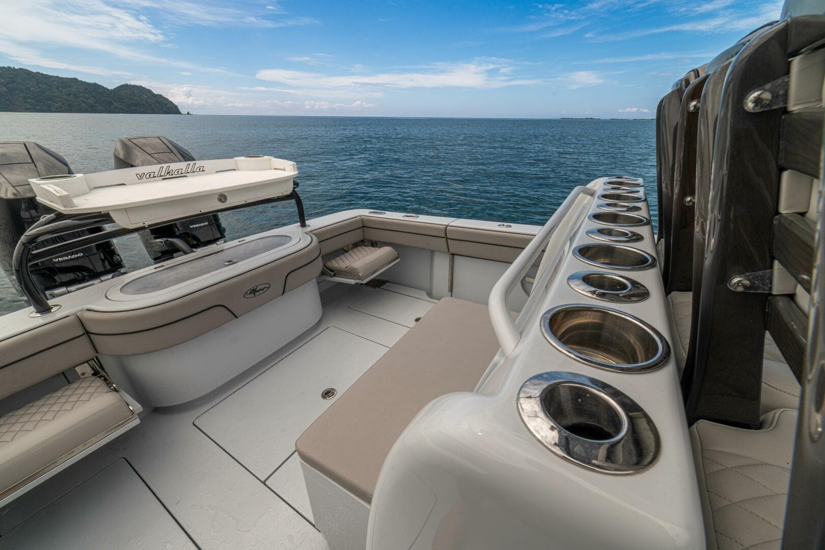 2024 Valhalla Boatworks V-33 — photo 30