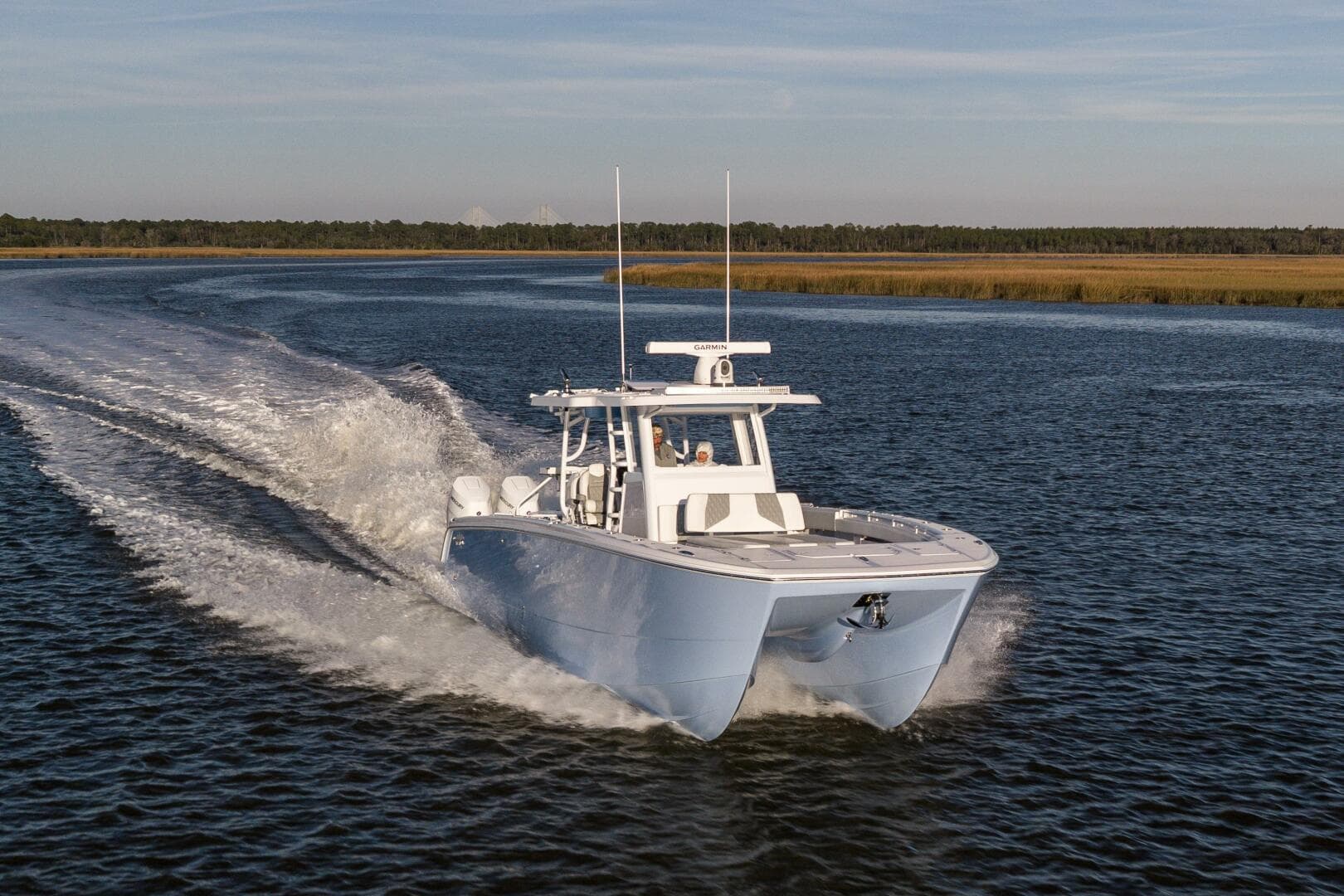 2024 Invincible 40 Cat — photo 18