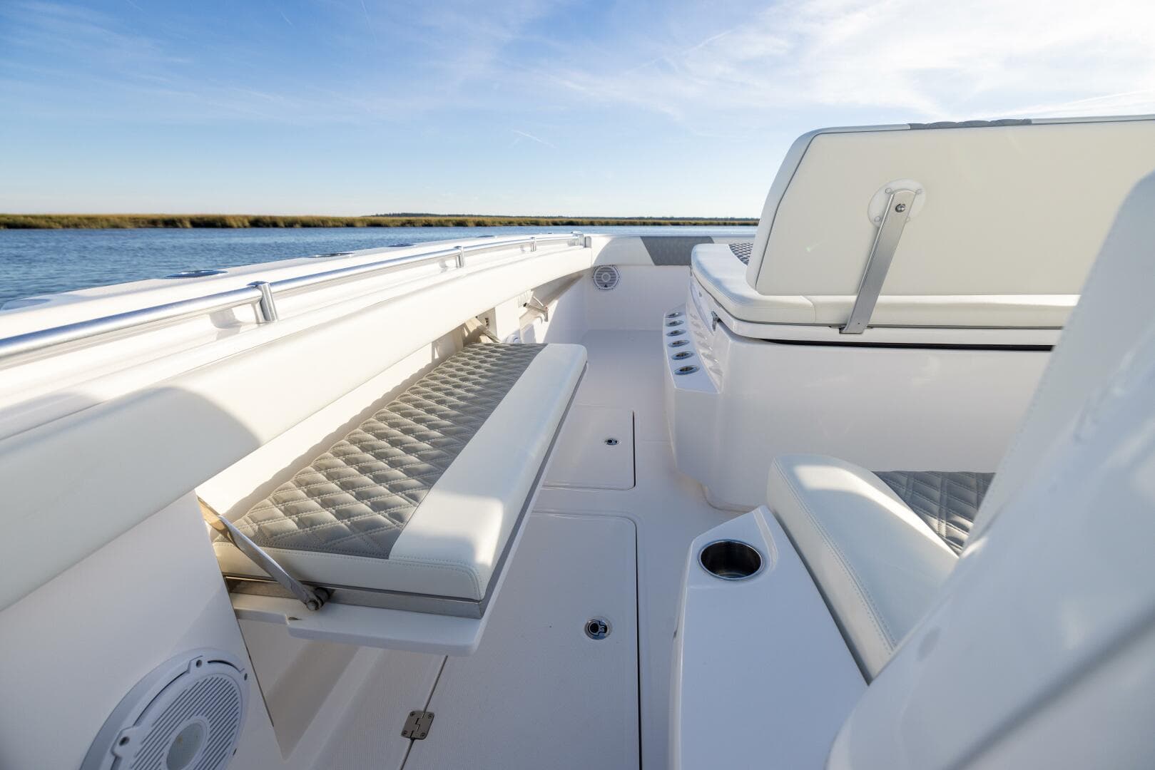 2024 Invincible 40 Cat — photo 60