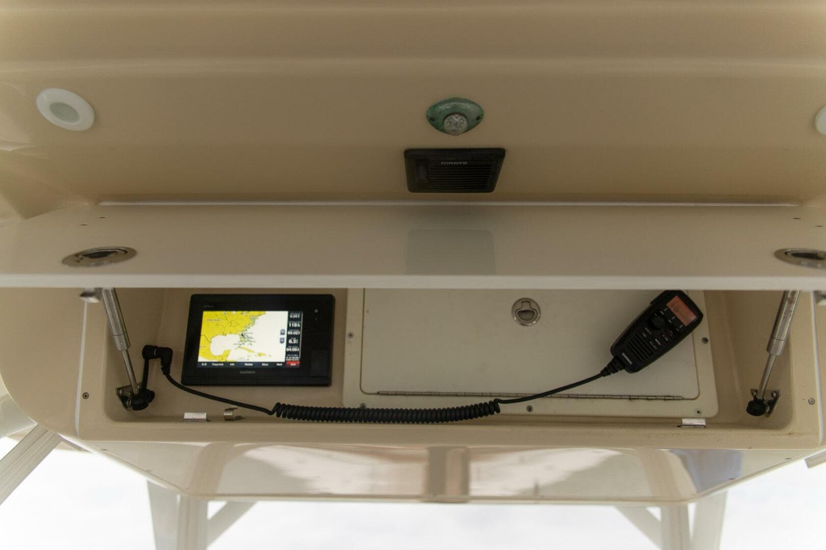 2015 Yellowfin 42 Offshore — photo 22