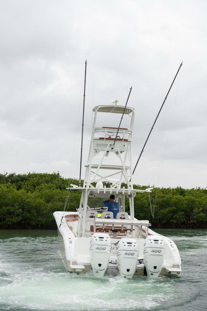 2015 Yellowfin 42 Offshore — photo 9
