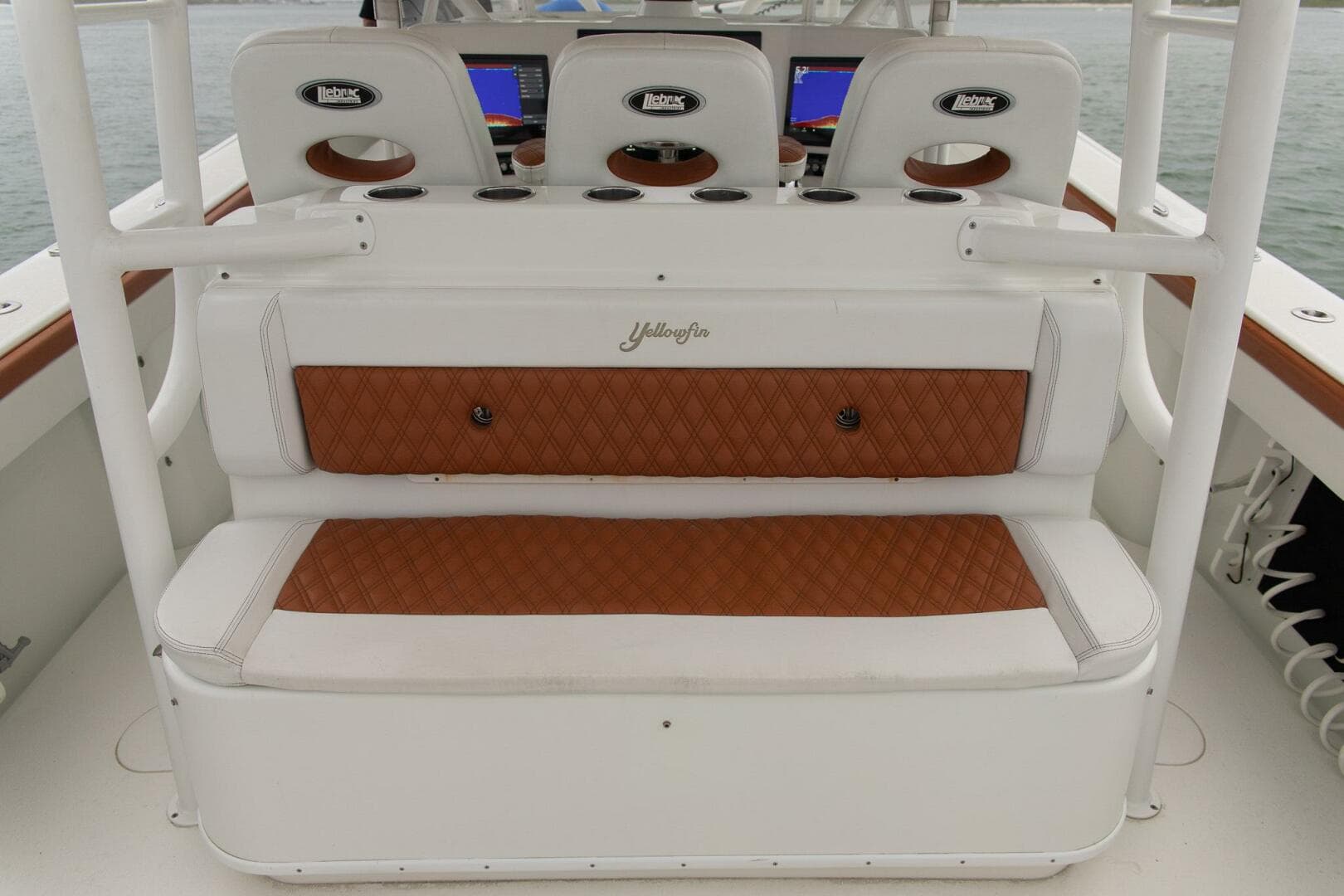 2015 Yellowfin 42 Offshore — photo 11