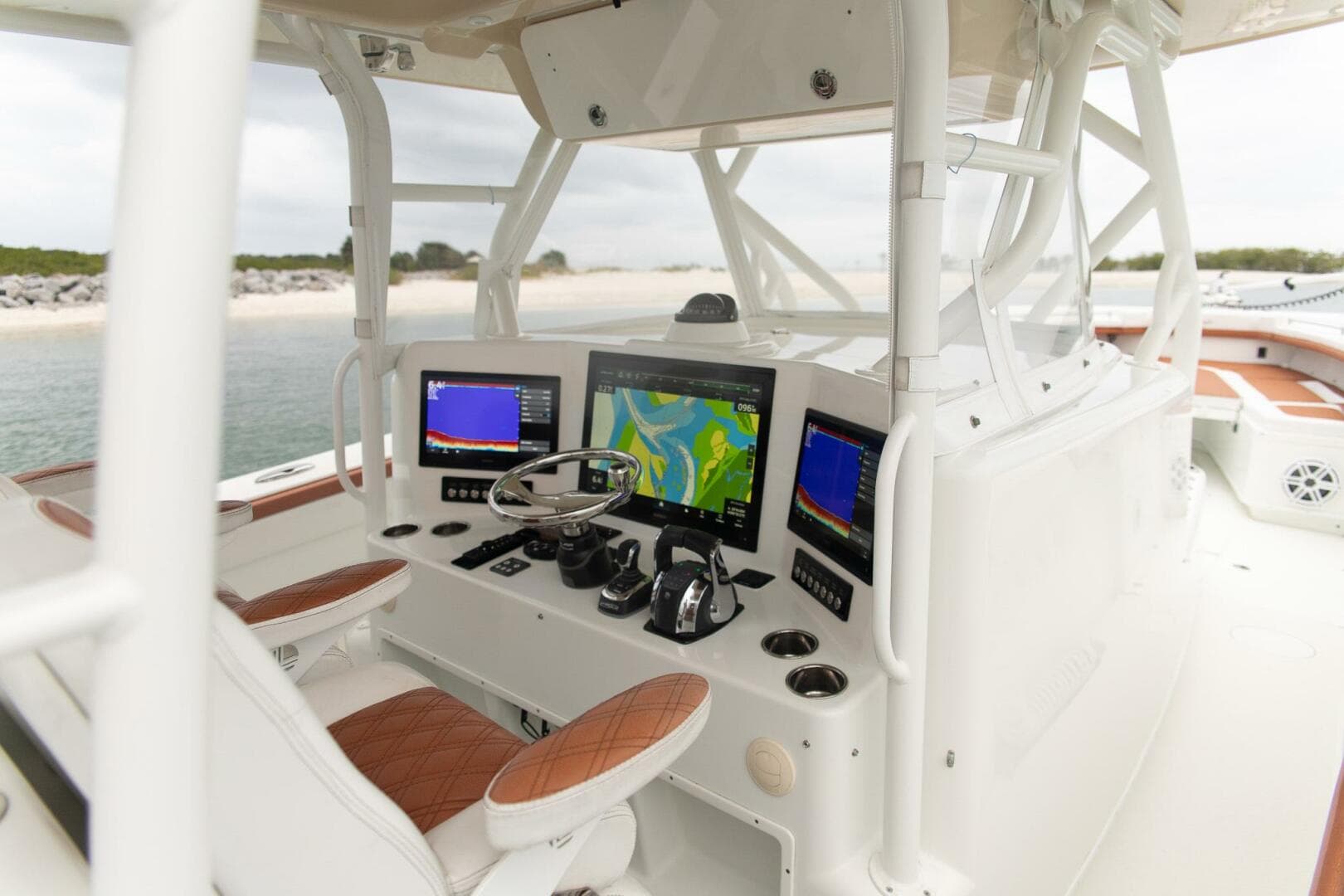 2015 Yellowfin 42 Offshore — photo 18