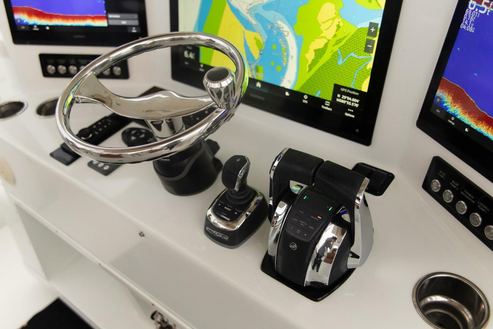 2015 Yellowfin 42 Offshore — photo 17