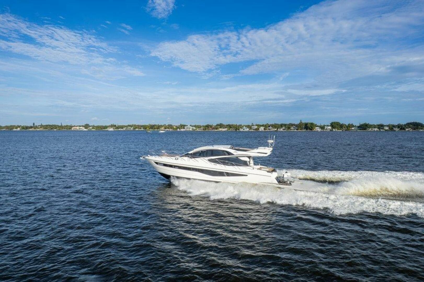 2017 Galeon 560 Sky — photo 51