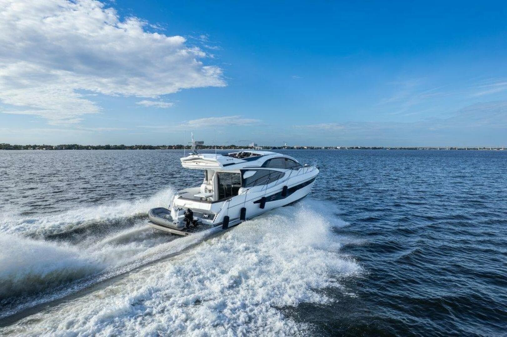 2017 Galeon 560 Sky — photo 53