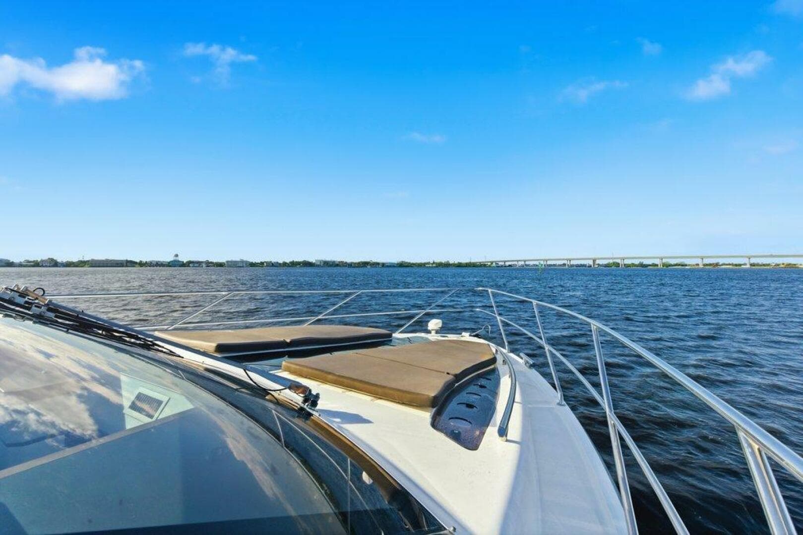 2017 Galeon 560 Sky — photo 41