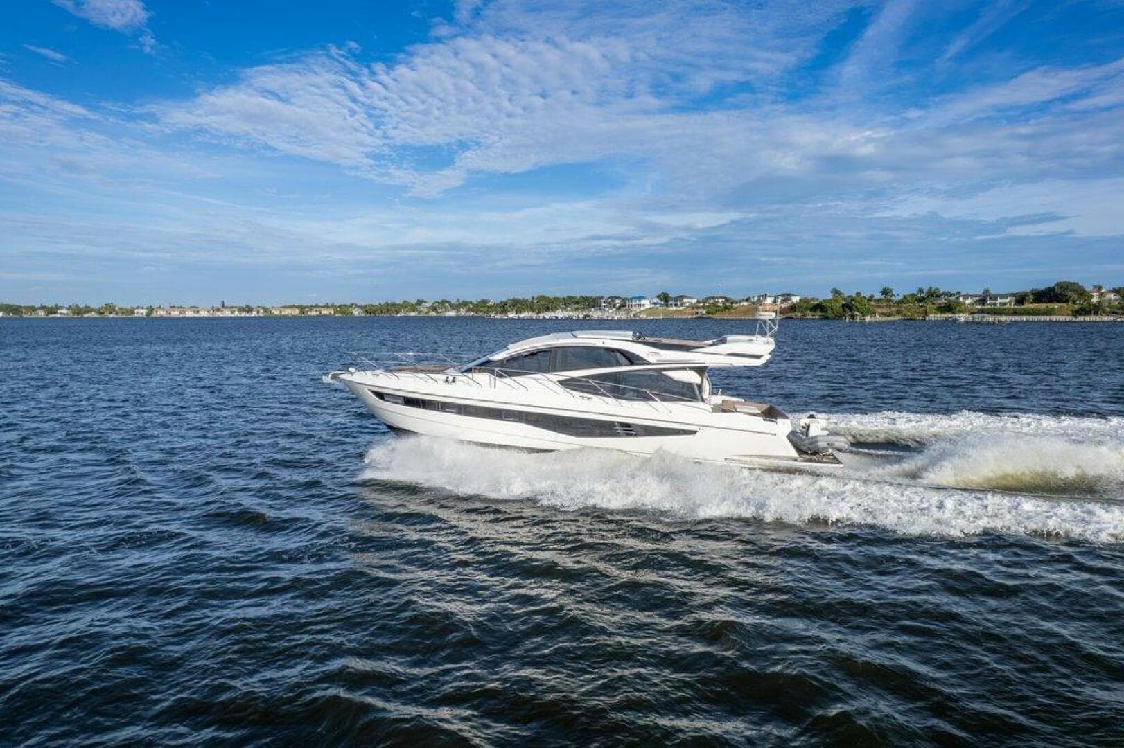 2017 Galeon 560 Sky — photo 56