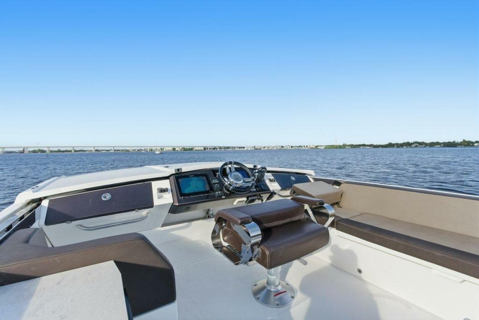 2017 Galeon 560 Sky — photo 45