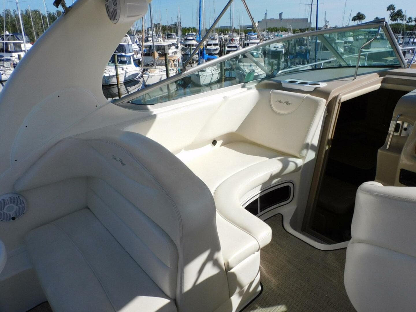 2004 Sea Ray 280 Sundancer — photo 17