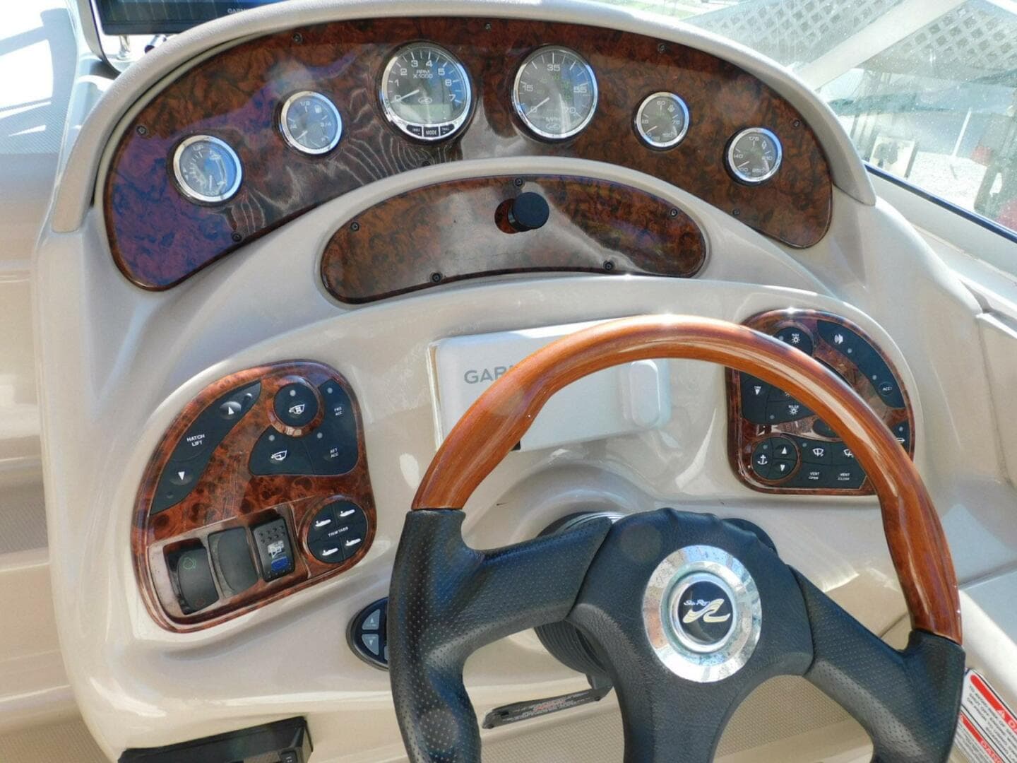 2004 Sea Ray 280 Sundancer — photo 21