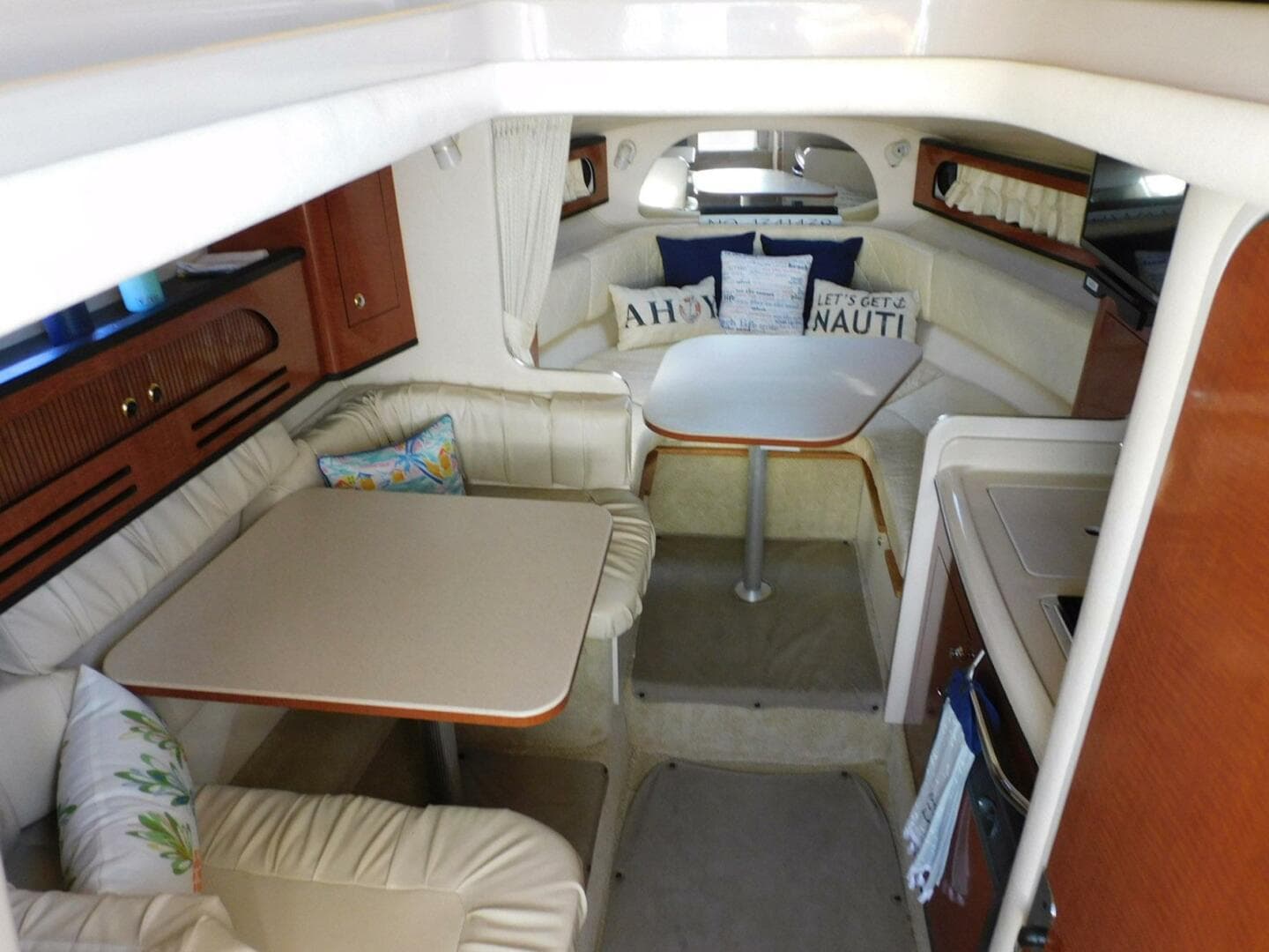 2004 Sea Ray 280 Sundancer — photo 4