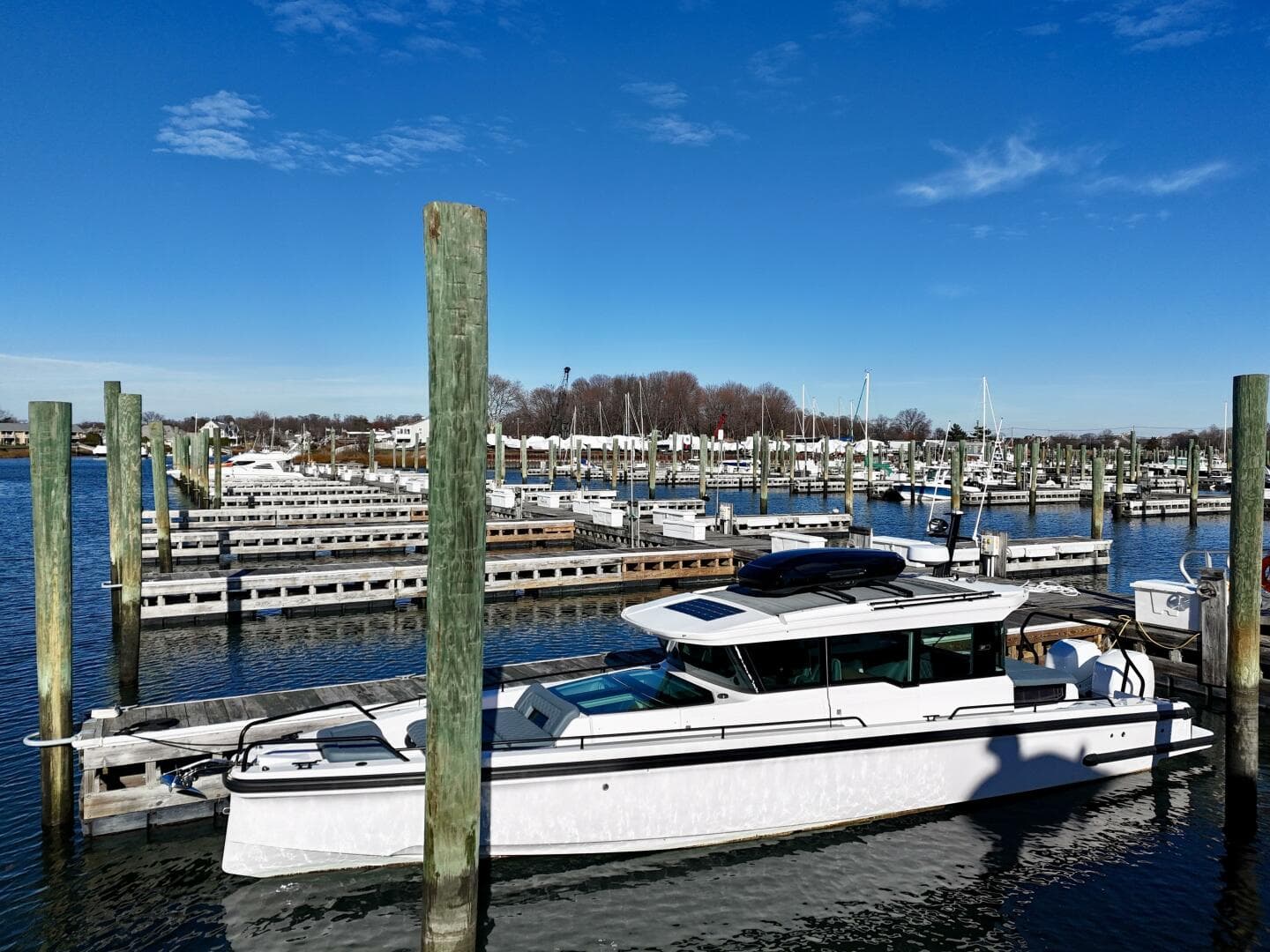 2023 Axopar 37 Cross Cabin — photo 6