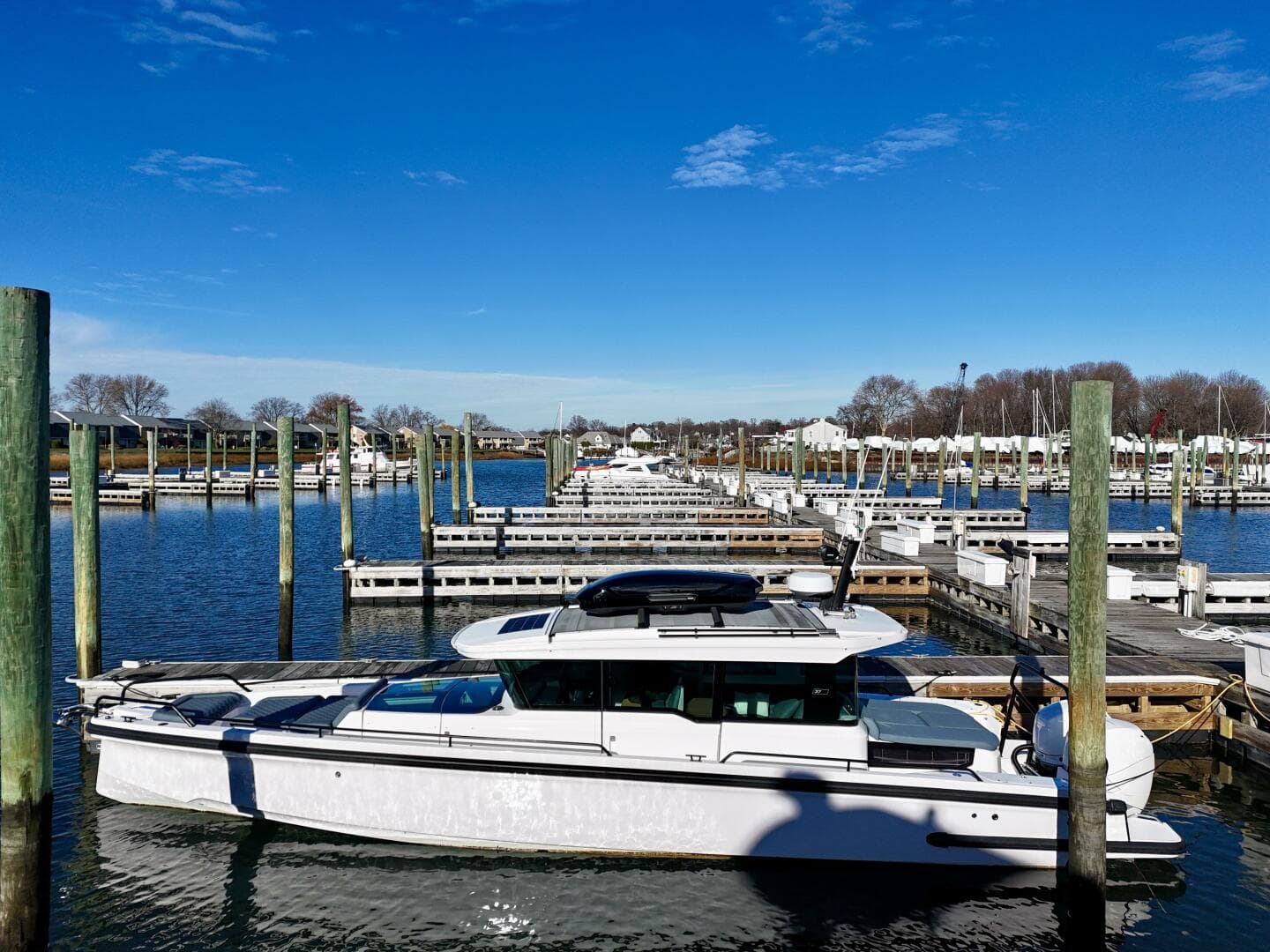 2023 Axopar 37 Cross Cabin — photo 7